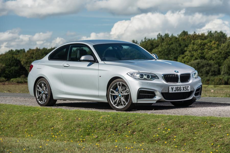 BMW M240i Coupe (UK) '2016